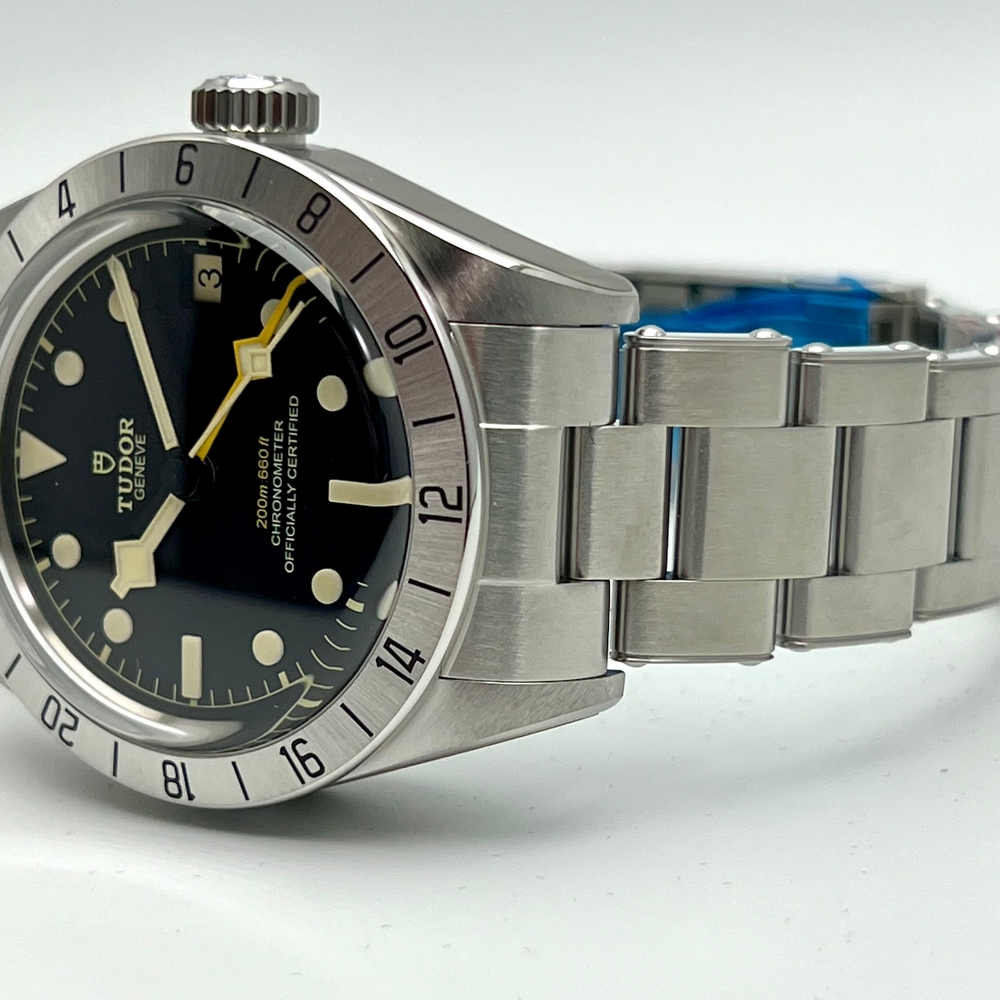 Tudor Black Bay Pro 