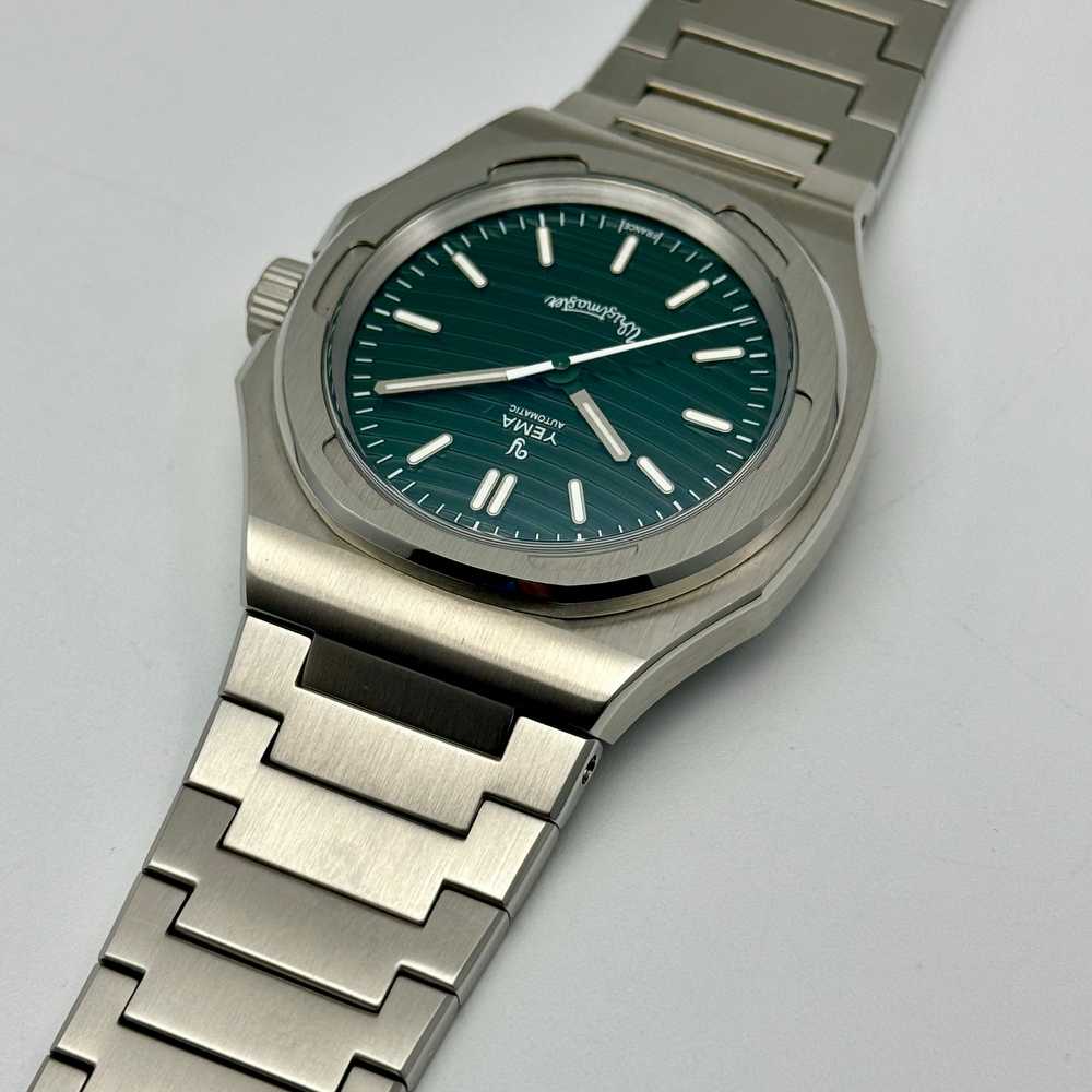 Yema Wristmaster Traveller Micro-Rotor Limited Edition Green