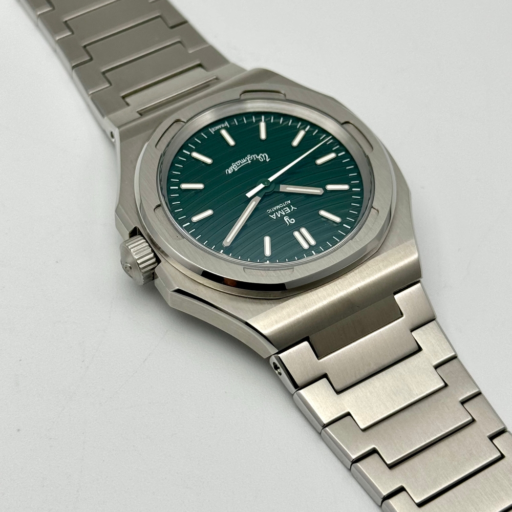 Yema Wristmaster Traveller Micro-Rotor Limited Edition Green