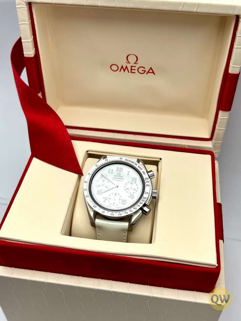 https://www.q-watches.com/data/ab/artikelen/artikel-zoom/omega_speedmaster_reduced_mop_dial_(10).jpeg